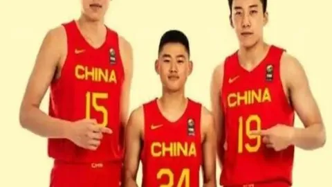 新加坡归队前锋助力，国足战新加坡友谊赛武磊或无缘首发阵容